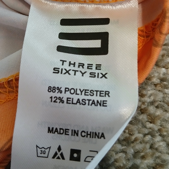 Three Sixty Six Casual Golf Polo Men's Size Small - Picture 5 of 5